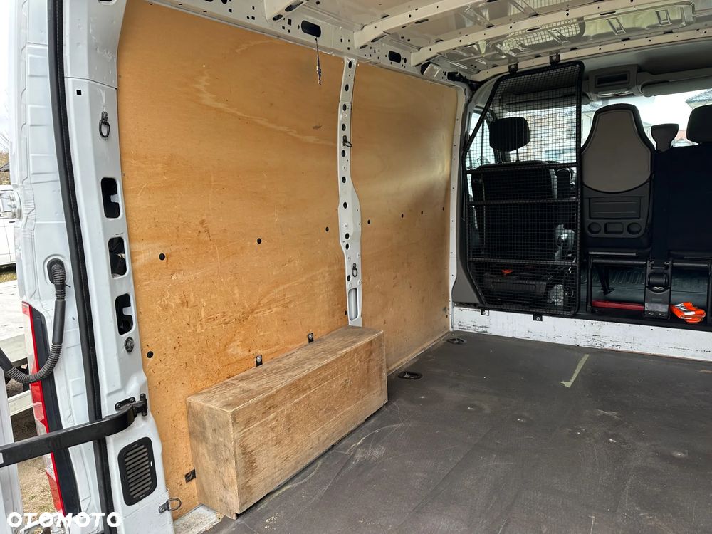 Renault Master - 24