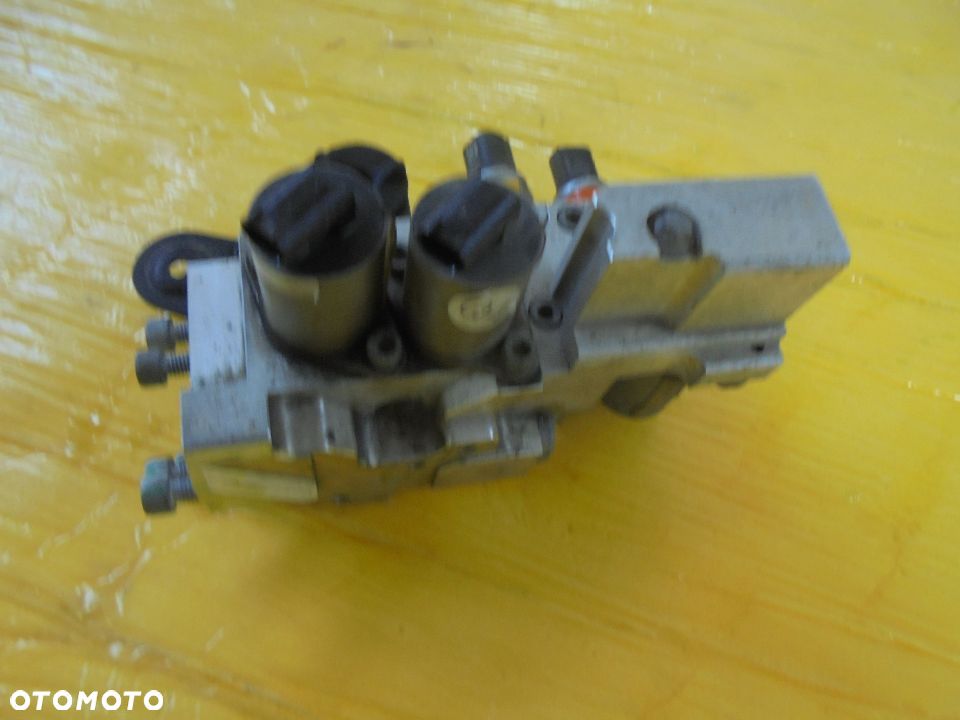 MERCEDES ML GL GLS W166 6,3 AMG ROZDZIELACZ DYNAMIC DRIVE - 2