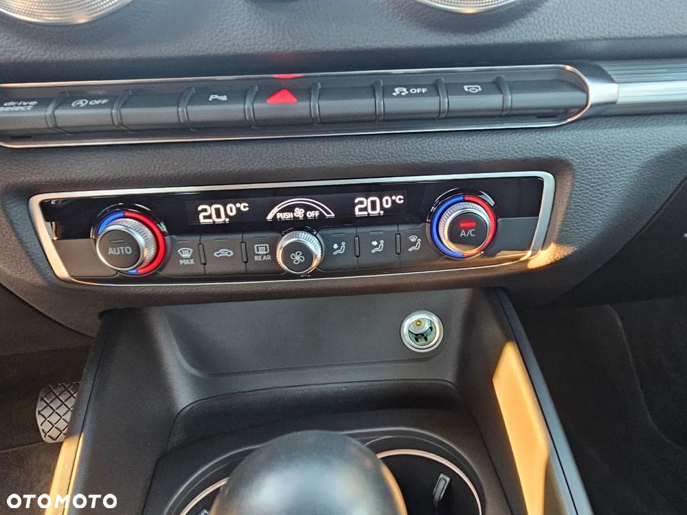 Audi A3 Sportback - 11