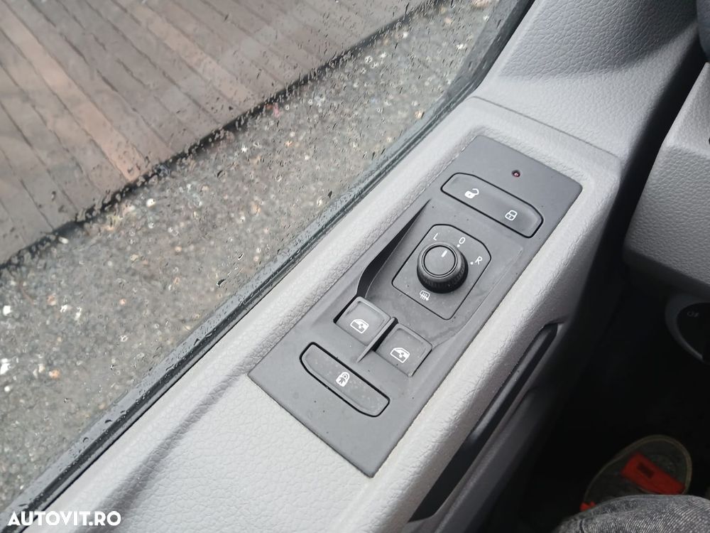 Volkswagen Transporter CD 2.0 81 kW LR - 6