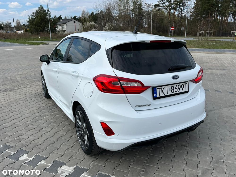 Ford Fiesta 1.0 EcoBoost S&S ST-LINE - 13