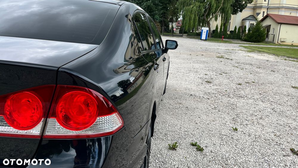 Honda Civic 1.8 Comfort - 9