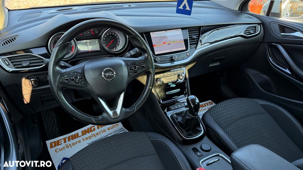 Opel Astra 1.6 D Start/Stop Sports Tourer Innovation - 11