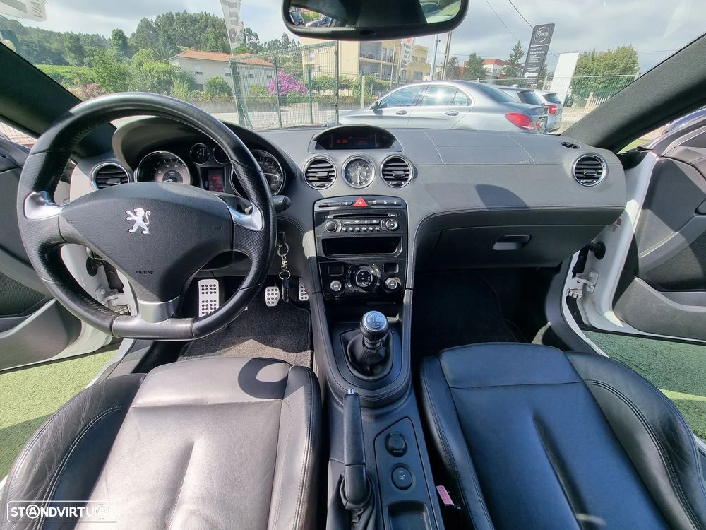 Peugeot RCZ 1.6 155 THP - 11