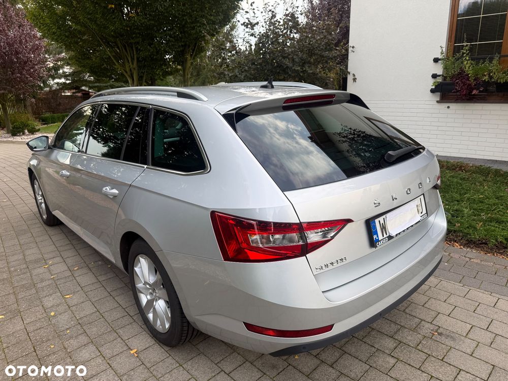 Skoda Superb 1.5 TSI Ambition DSG - 6