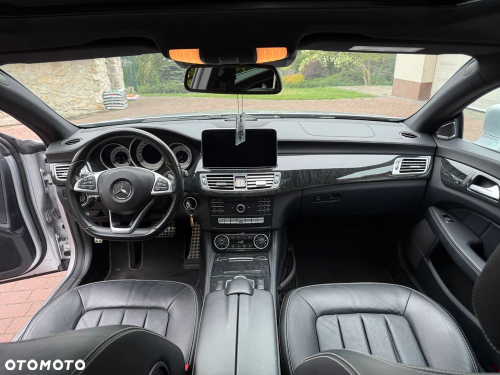 Mercedes-Benz CLS - 15