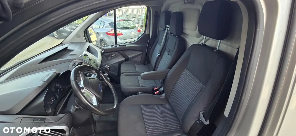 Ford Transit Custom - 9