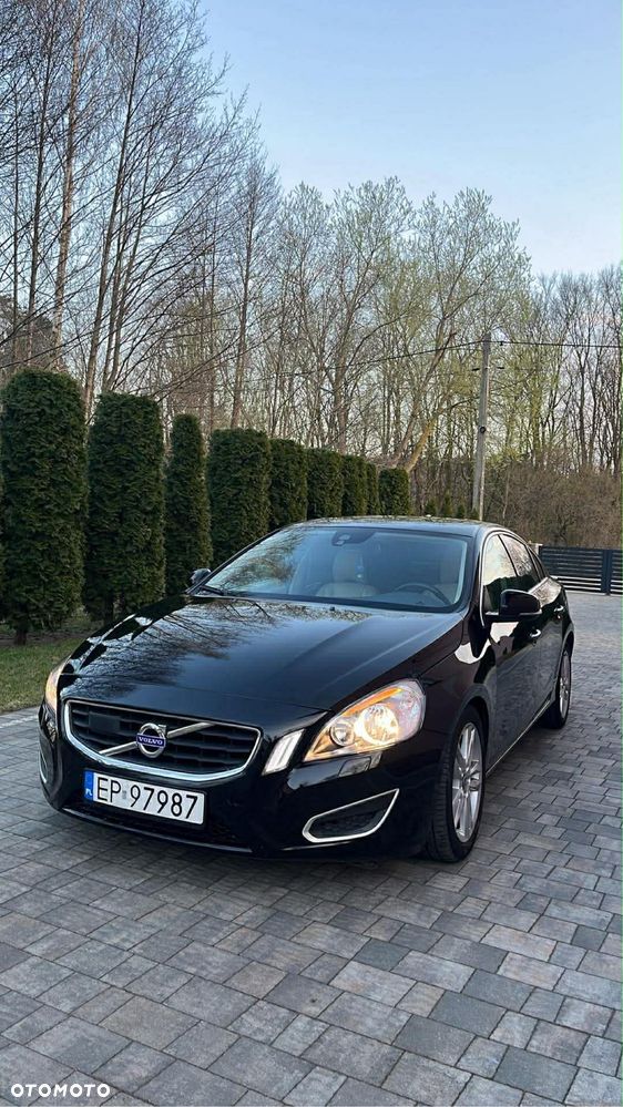 Volvo S60 - 1