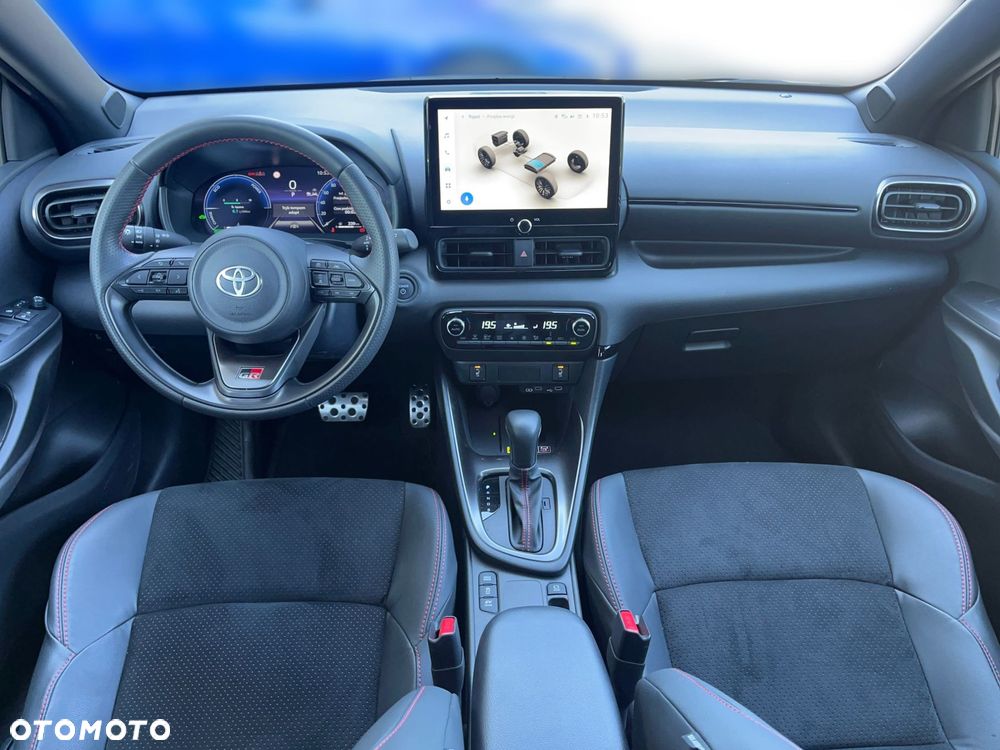 Toyota Yaris - 7