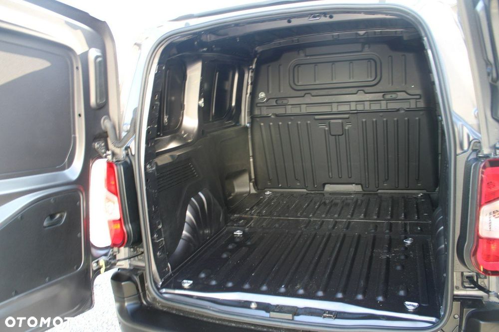 Peugeot Partner - 13