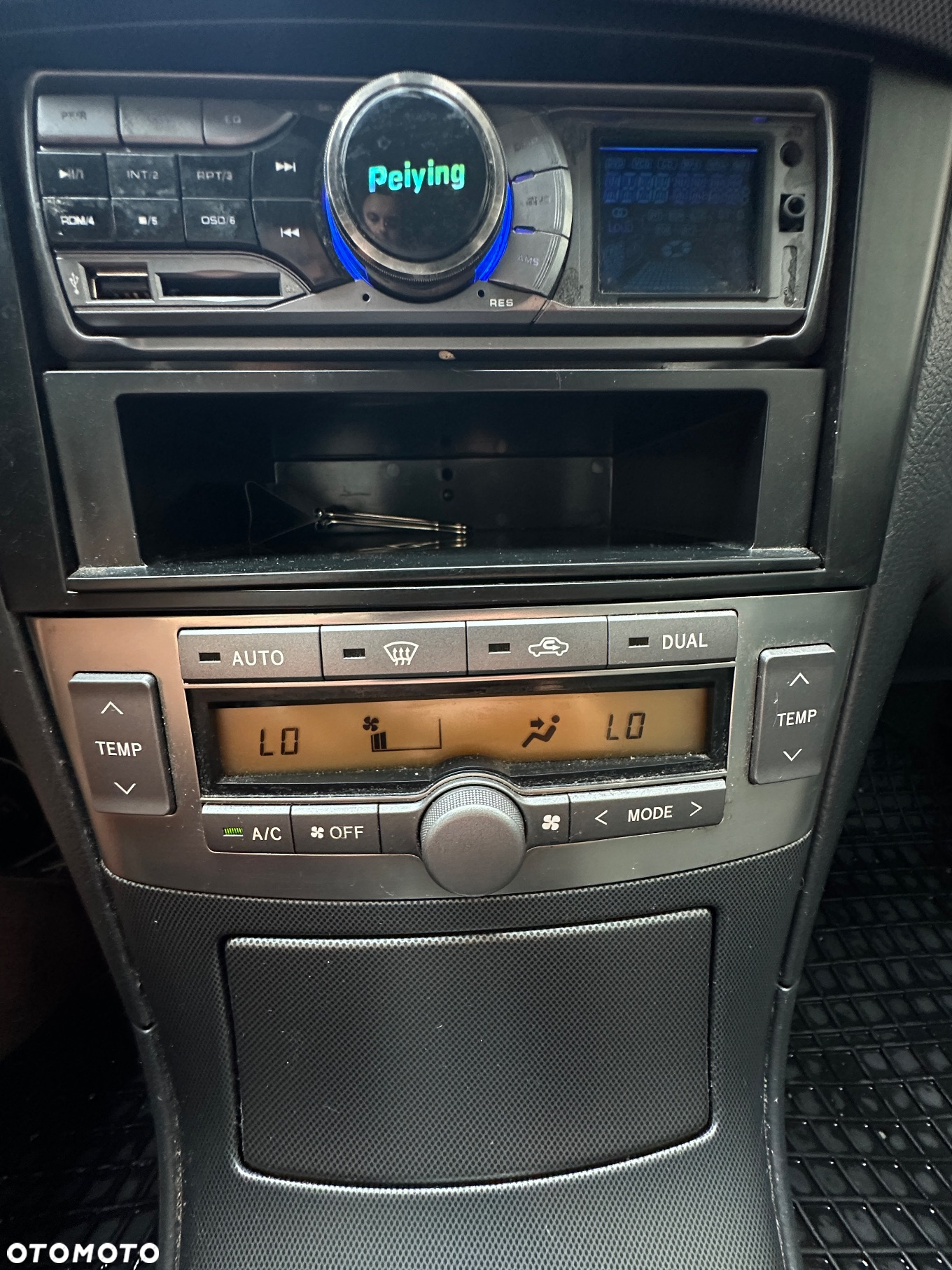 Toyota Avensis 2.0 D-4D High - 20