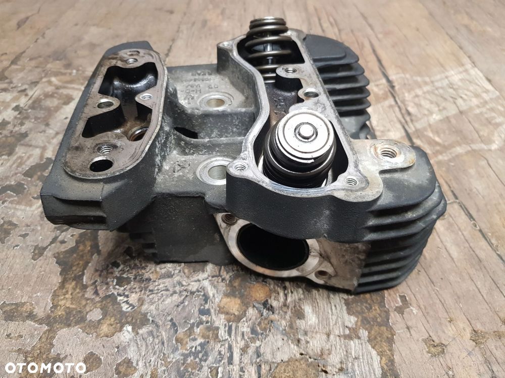 Głowica tył zawory Harley Davidson Sportster XL883 - 7