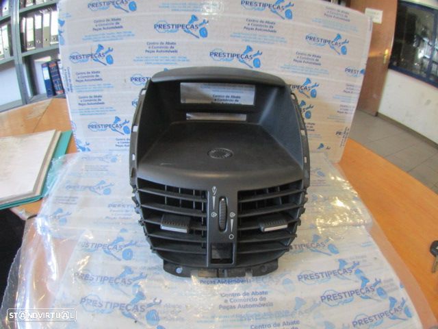 Grelha Friso 9656992377 PEUGEOT  207 CC A7 2008 1.6HDI 110CV 2P PRETO MEIO GRE VENTILAÇÃO - 1