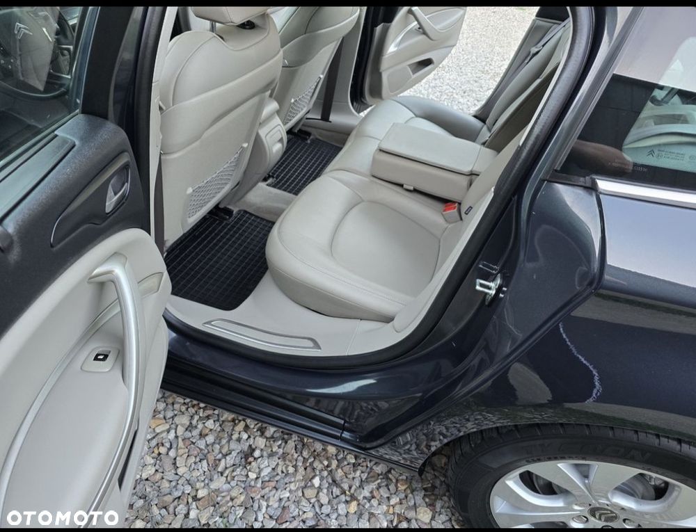 Citroën C5 HDi 165 FAP Exclusive - 17