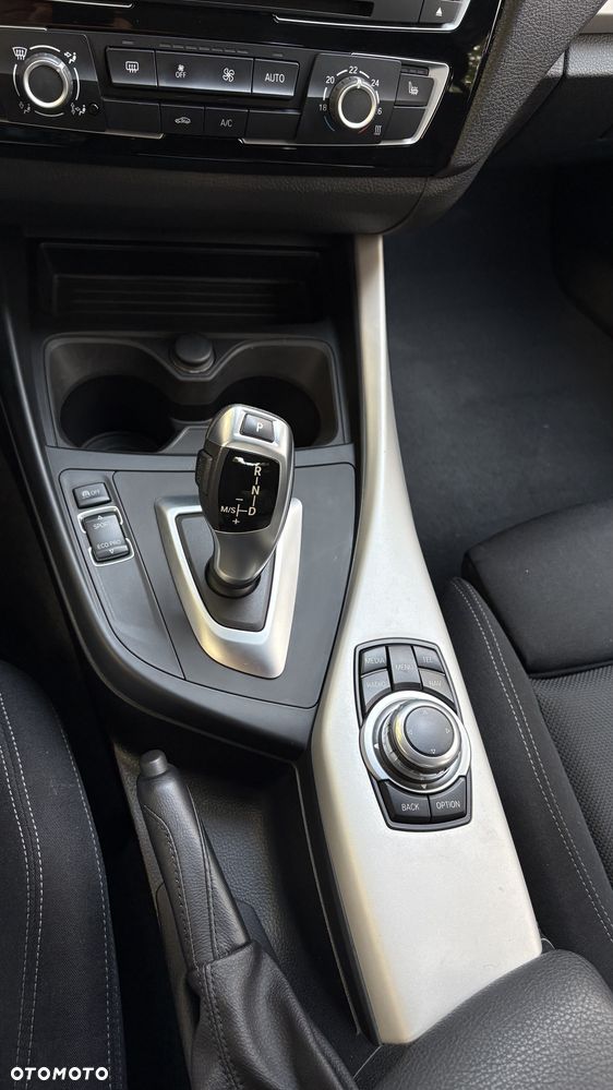 BMW Seria 1 118d - 19