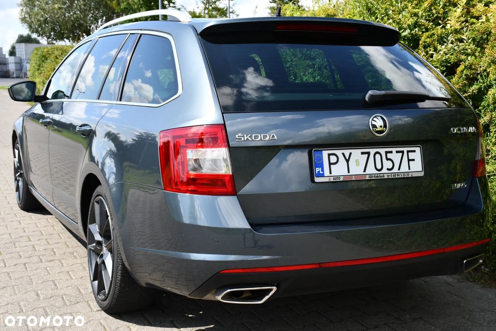 Skoda Octavia 2.0 TDI RS DSG - 6