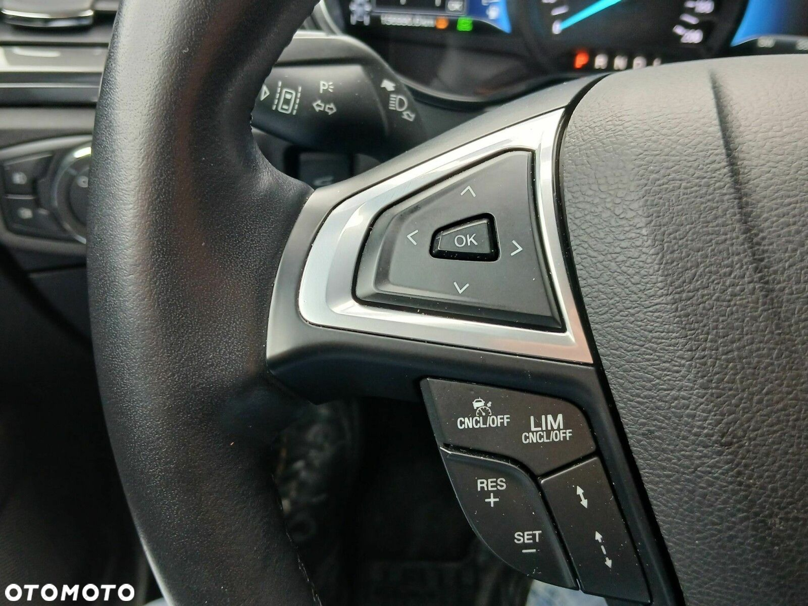 Ford Mondeo 2.0 Hybrid Titanium - 18
