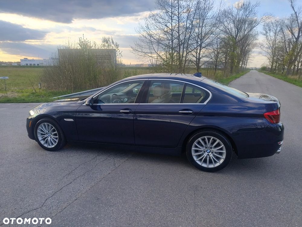 BMW Seria 5 528i Luxury Line - 6