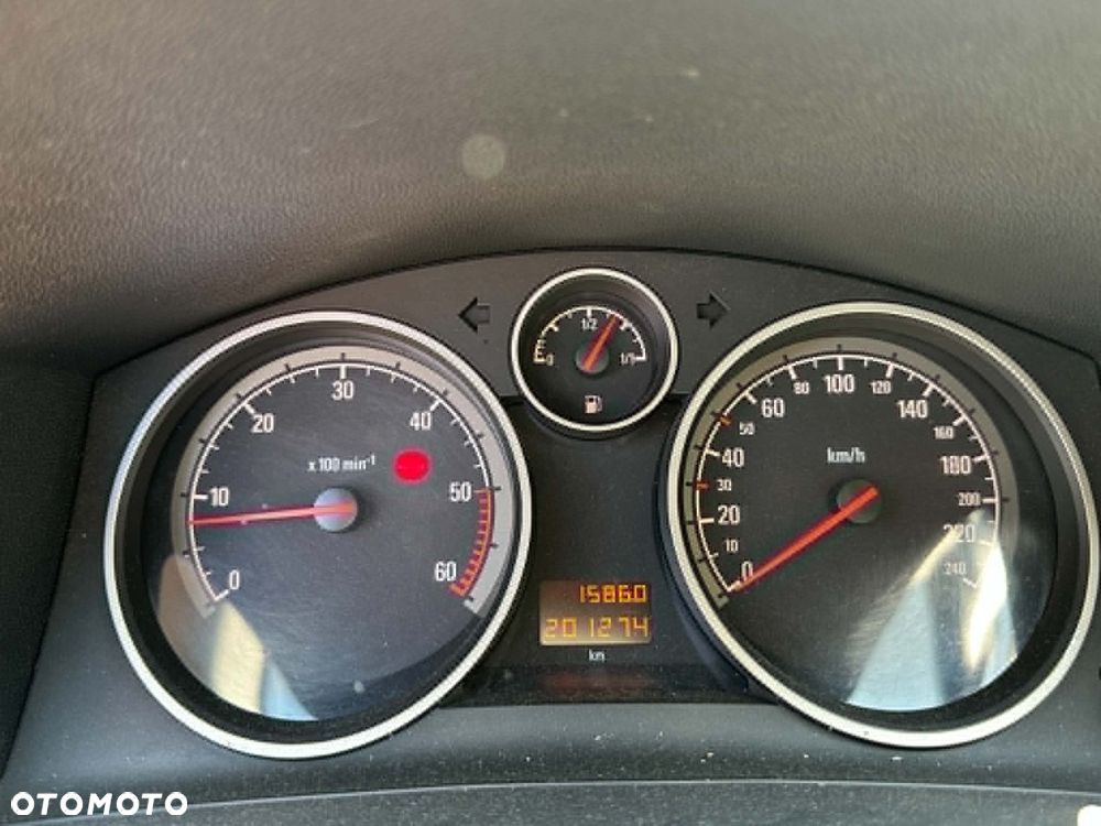 Opel Zafira 1.9 CDTI 111 - 15