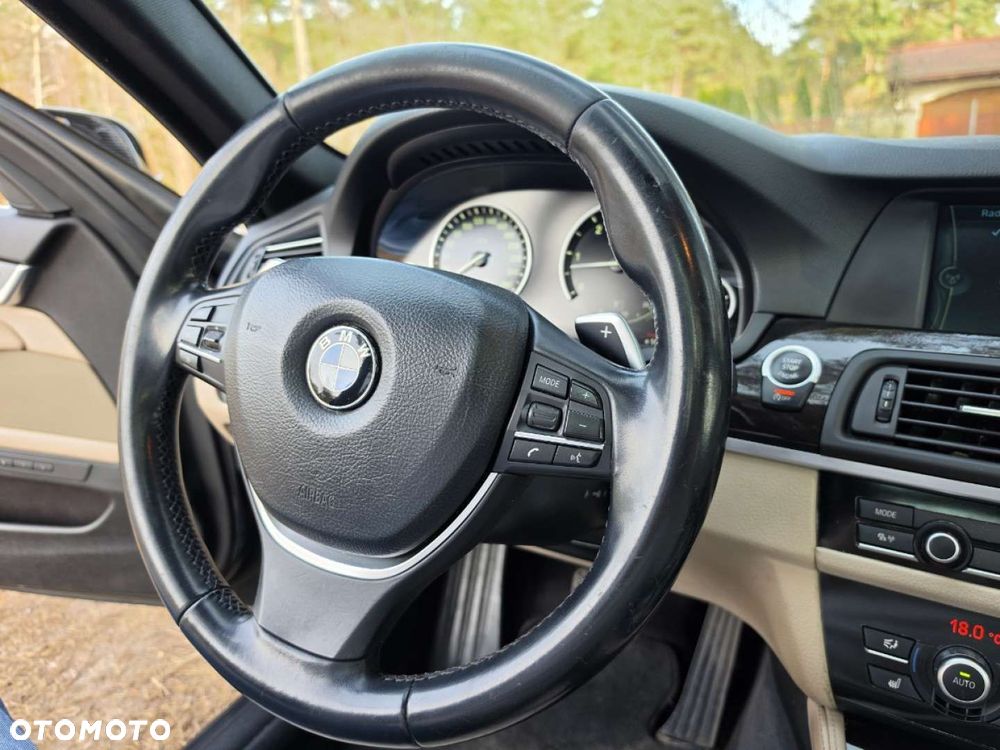 BMW Seria 5 - 34