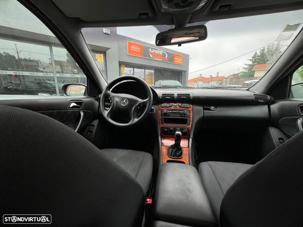 Mercedes-Benz C 220 CDi Avantgarde - 10