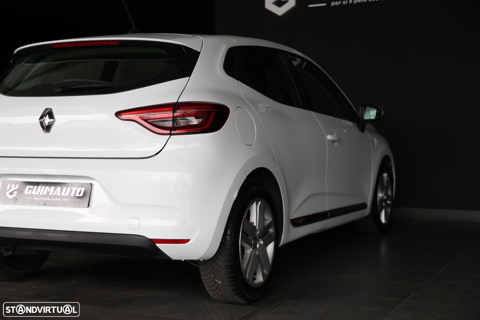 Renault Clio BLUE dCi 100 BUSINESS EDITION - 4