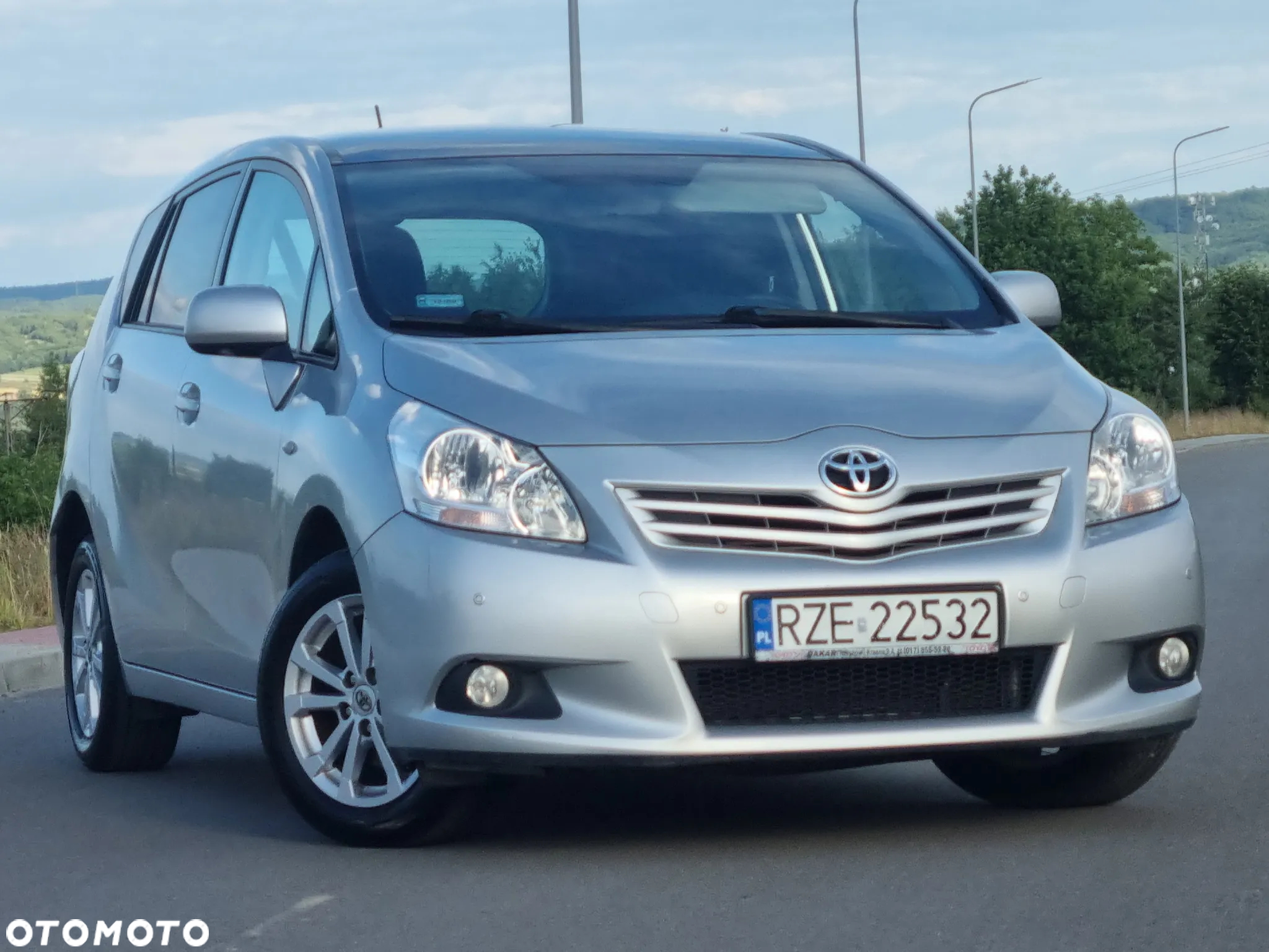 Toyota Verso 2.0 D-4D Luna - 2