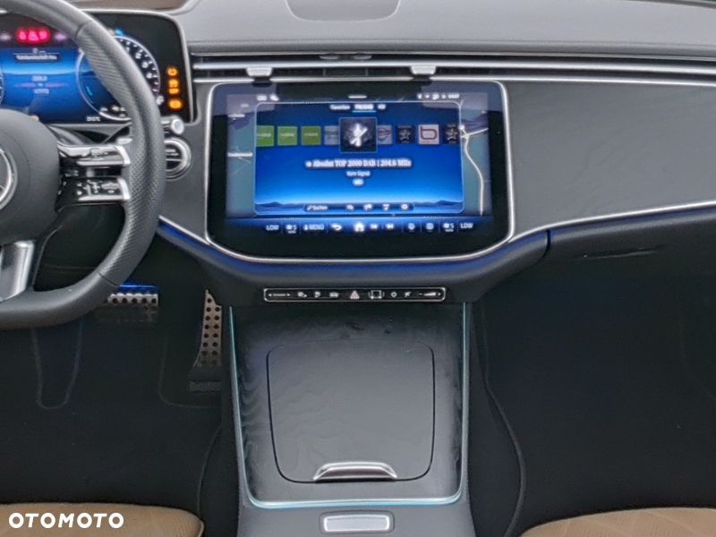 Mercedes-Benz Klasa E 300 de PHEV 4-Matic AMG 9G-Tronic - 10