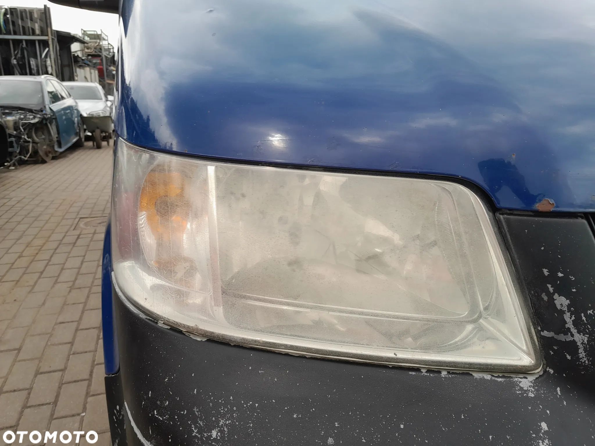 VW T5 LAMPA REFLEKTOR PRAWA PRZEDNIA PRAWY PRZÓD - 1