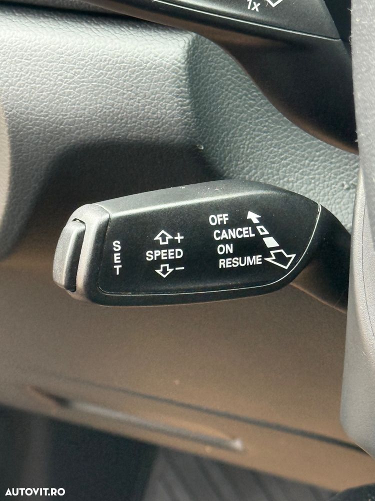 Audi Q3 2.0 TDI Design - 16