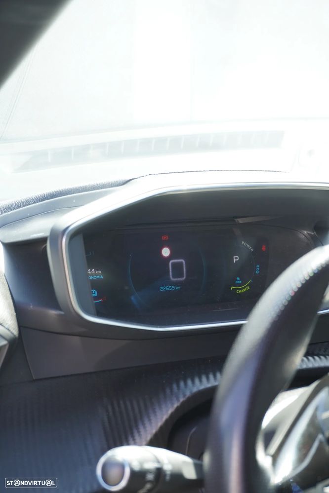 Peugeot e-2008 50 kWh GT Pack - 33