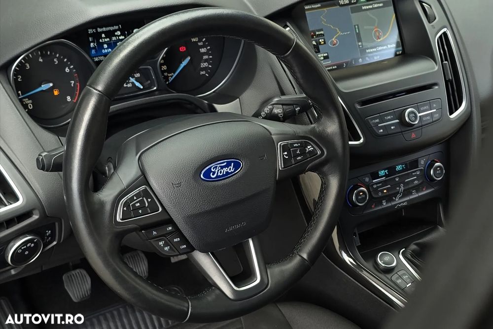Ford Focus - 7