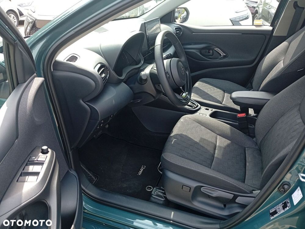 Toyota Yaris Hybrid 1.5 Style - 13