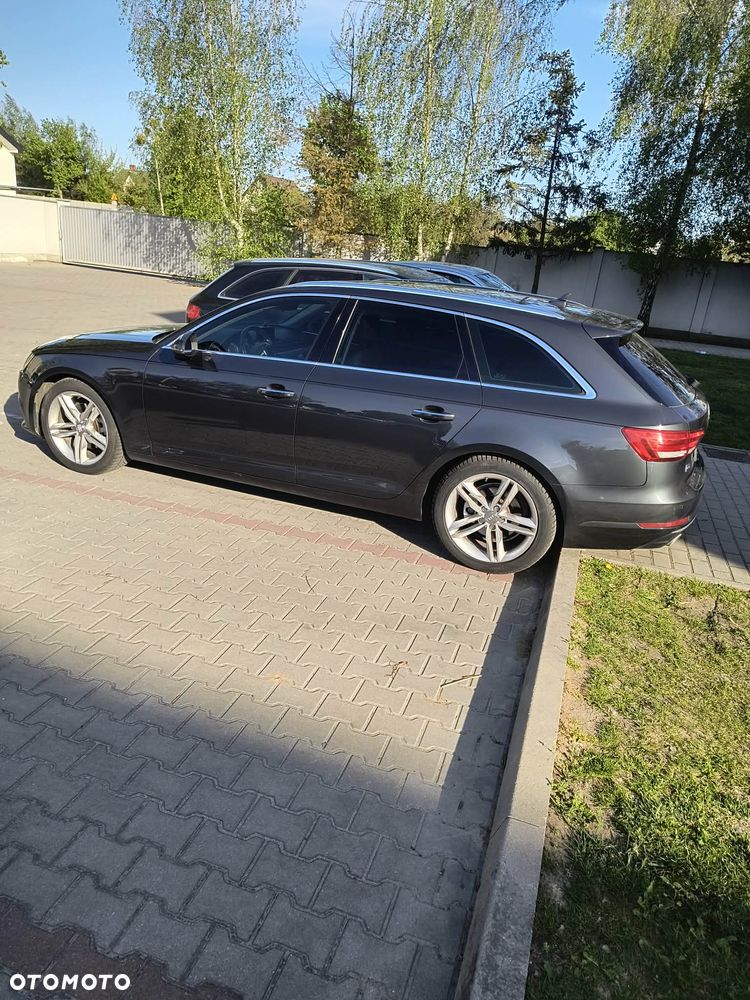 Audi A4 Avant - 1