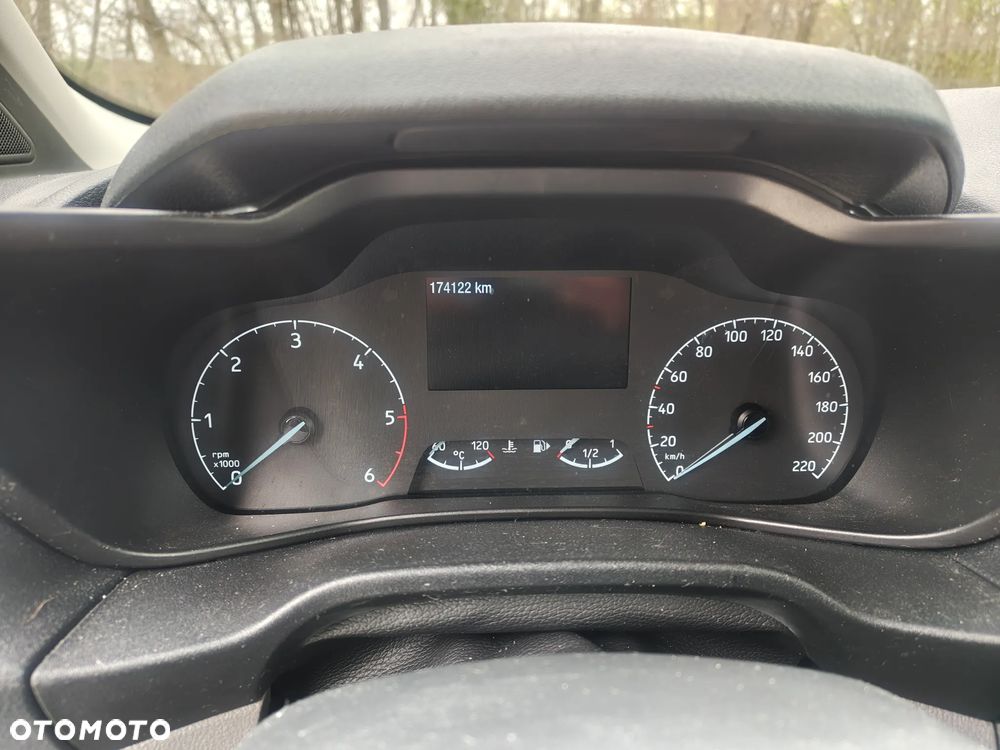 Ford Transit Connect - 14