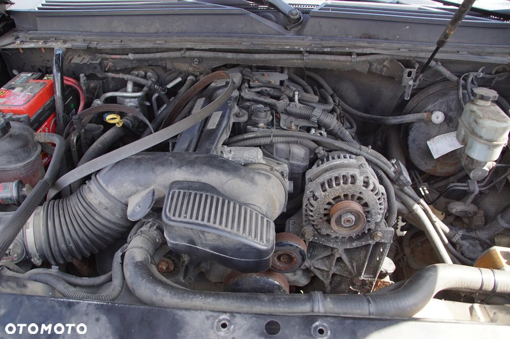 Cadillac Escalade 6.2 v8 Rok 2008 auto w całości na części tel. 692106889 silnik, maska, drzwi, lampa, skrzynia, lusterko, klapa, kierownica, lusterko, szyba - 13