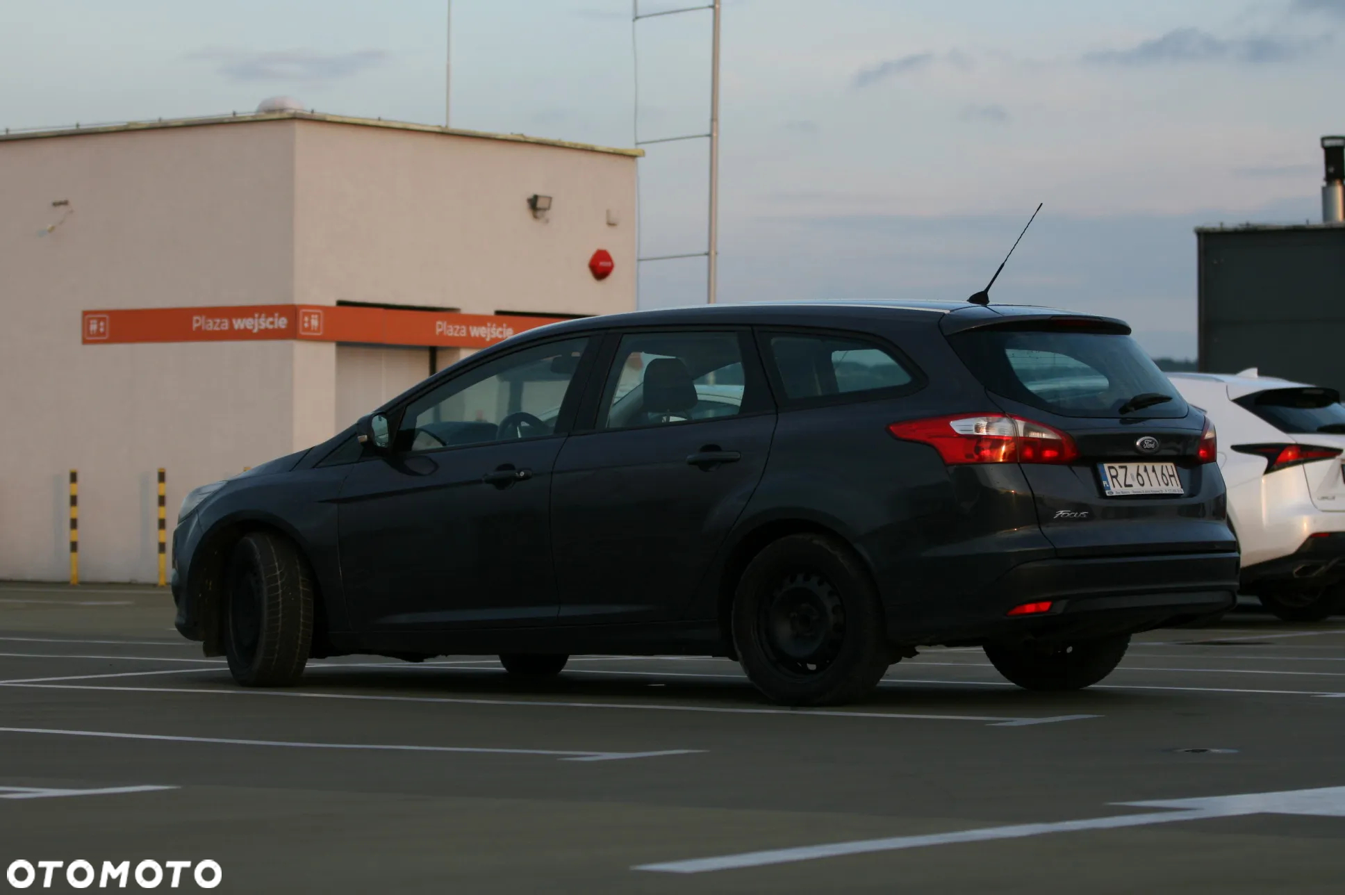 Ford Focus 1.6 TDCi Ambiente - 5