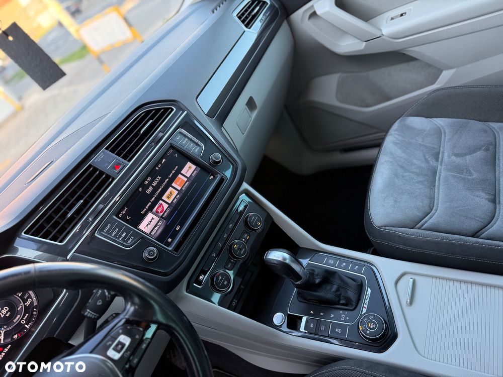 Volkswagen Tiguan ver-2-0-tdi-scr-4motion-dsg-r--line - 8