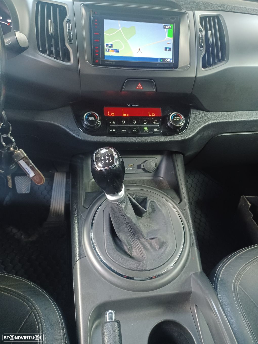 Kia Sportage 2.0 CRDI TX - 16