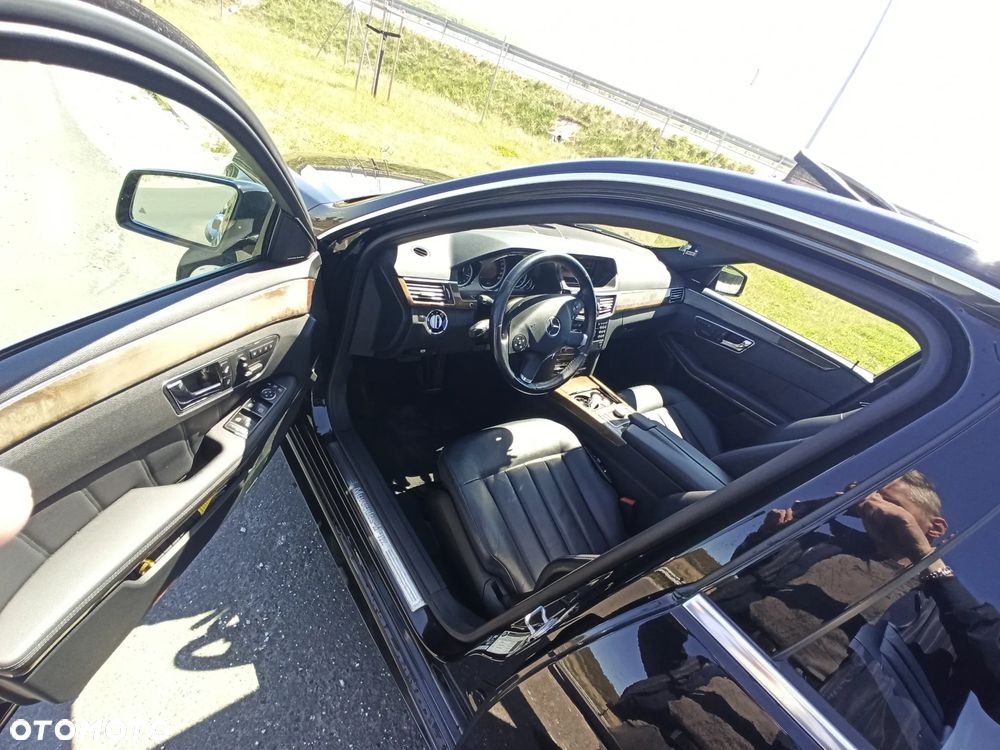 Mercedes-Benz Klasa E 500 4-Matic Avantgarde - 13
