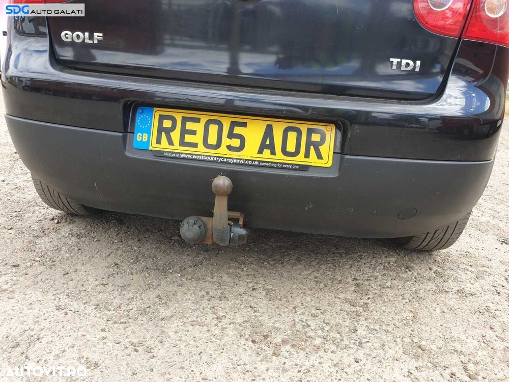 Bara Spoiler Spate Volkswagen Golf 5 Hatchback 2004 - 2008 Culoare LC9X - 1