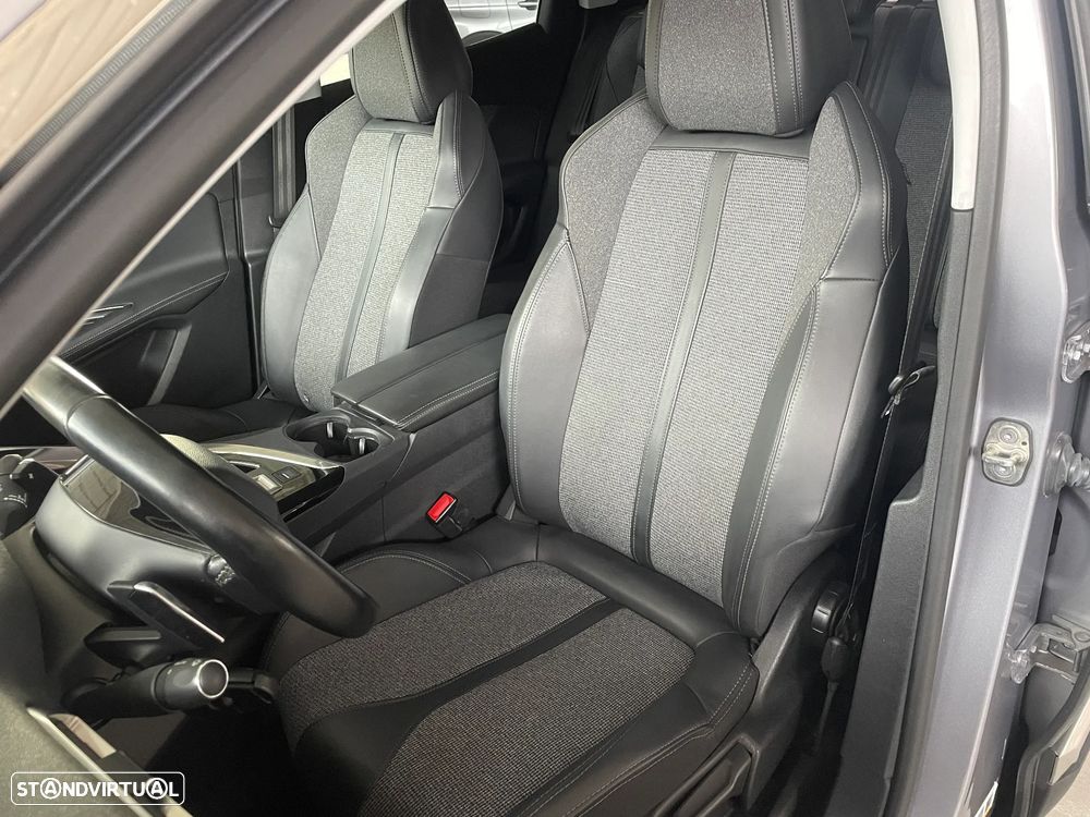 Peugeot 3008 BlueHDi 130 Stop & Start EAT8 Allure - 11