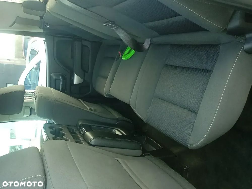 Chevrolet Silverado - 6