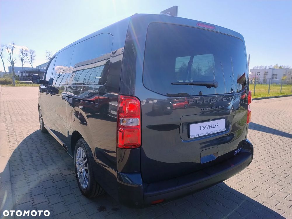 Peugeot Traveller - 7