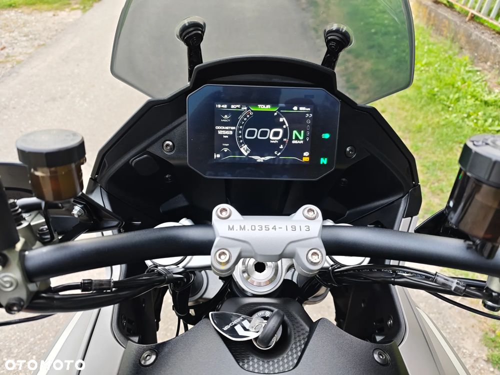 Moto Guzzi V100 Mandello - 8