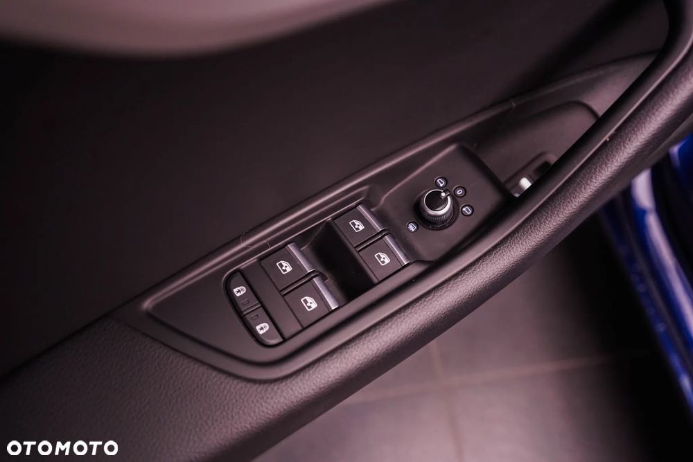 Audi A4 Limousine - 28