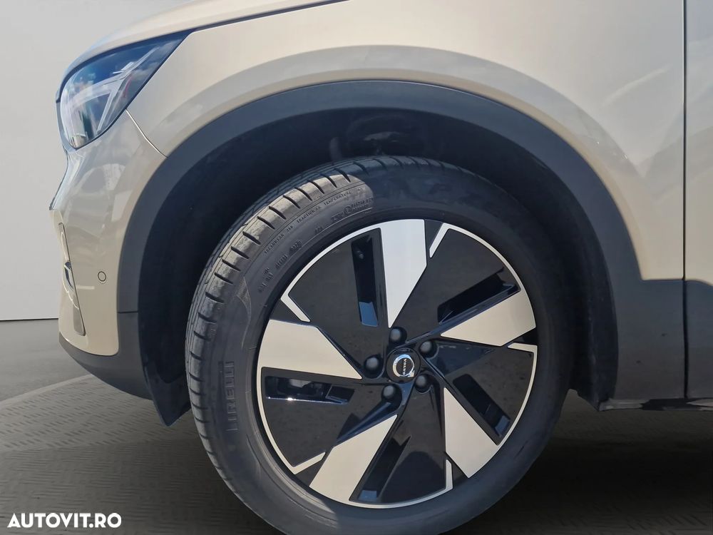 Volvo XC 40 Recharge Single Motor Extended Range RWD Plus - 14