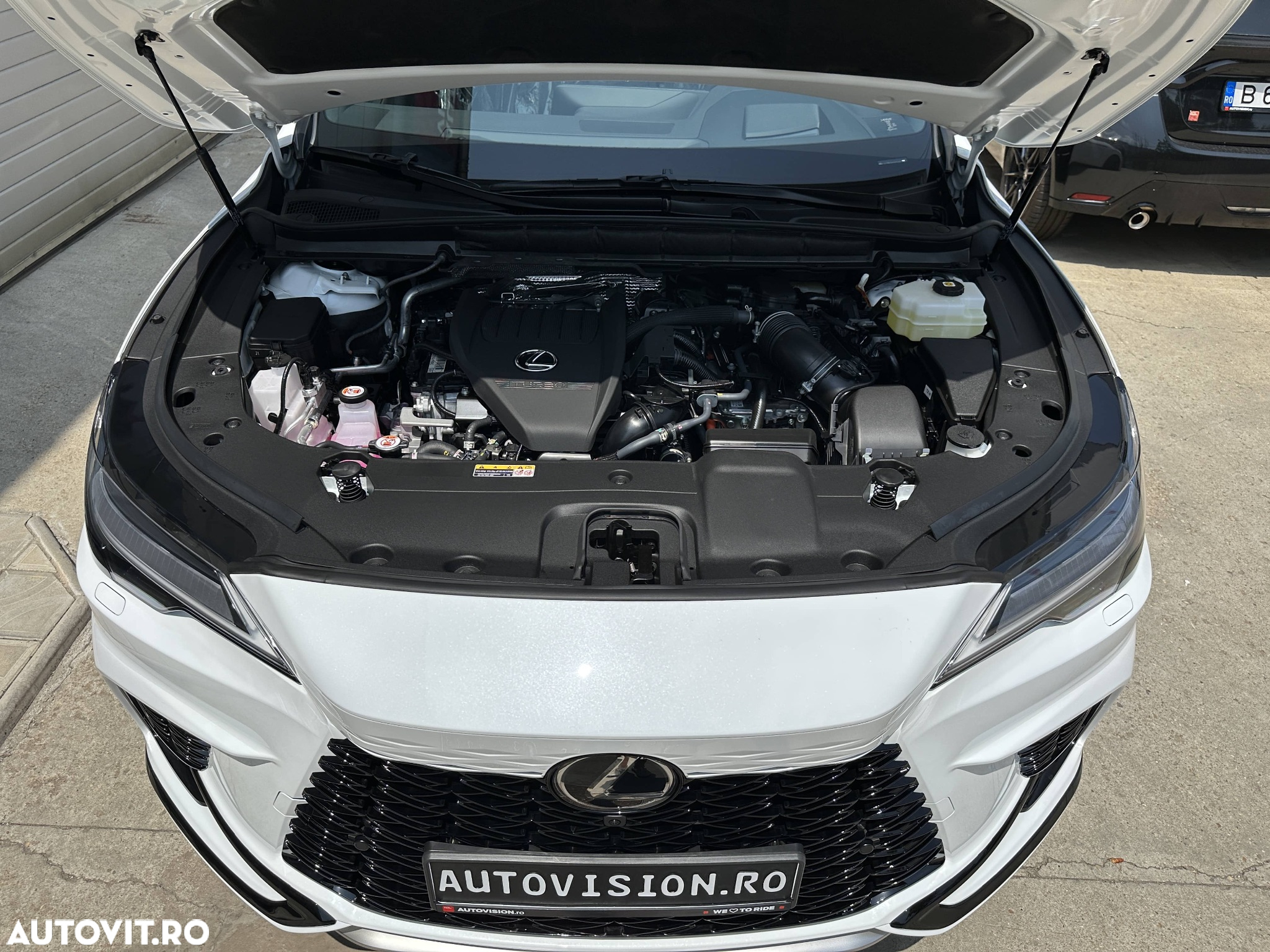 Lexus Seria RX - 30