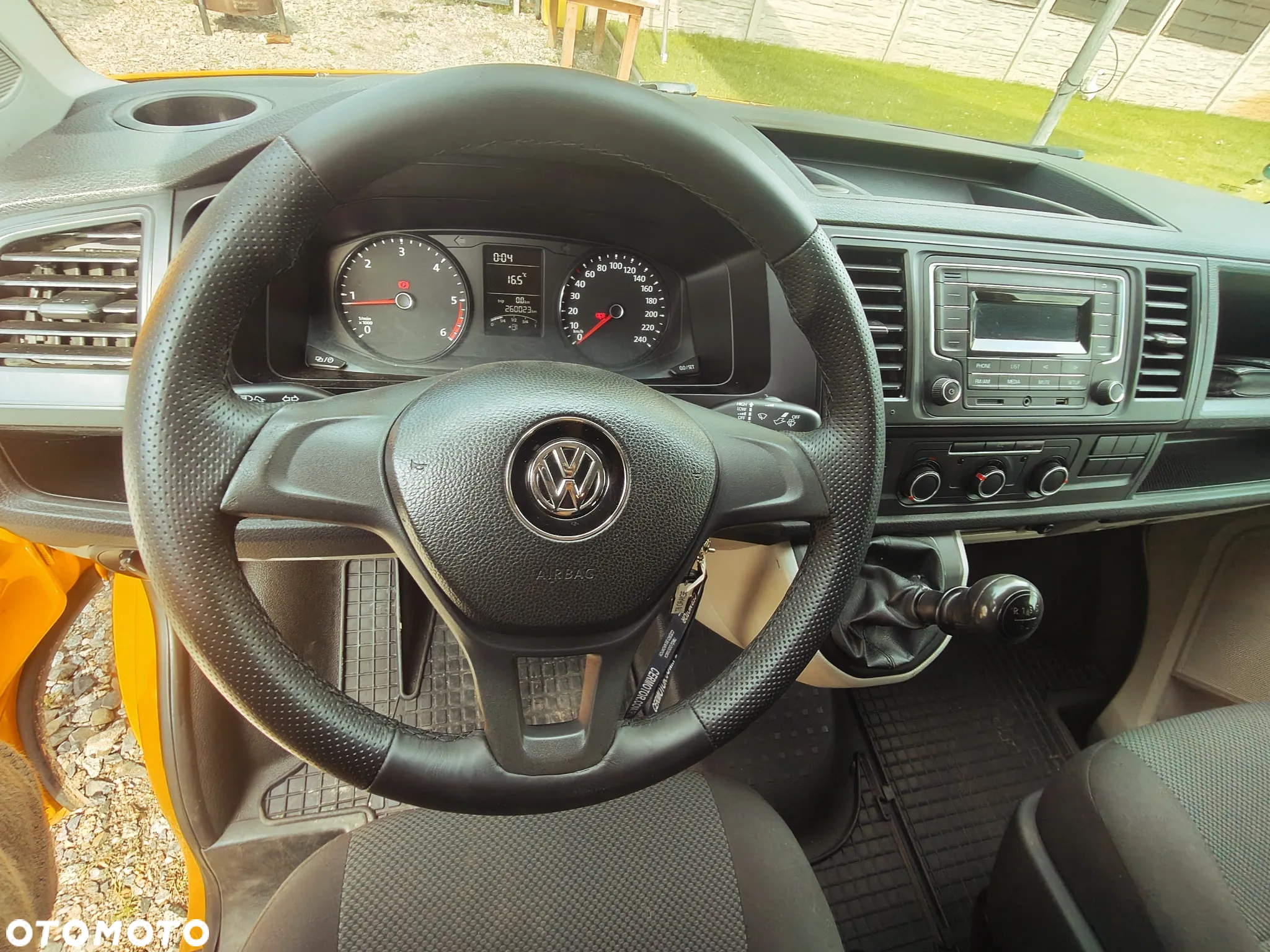 Volkswagen Transporter - 9
