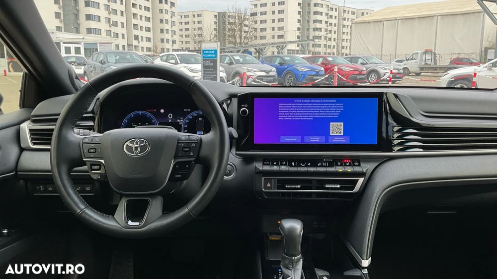 Toyota Camry ver-2-5-hybrid-exclusive - 14